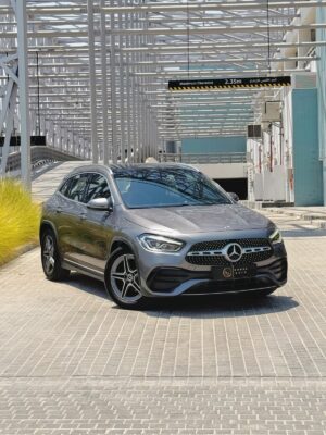 Mercedes-Benz GLA 200